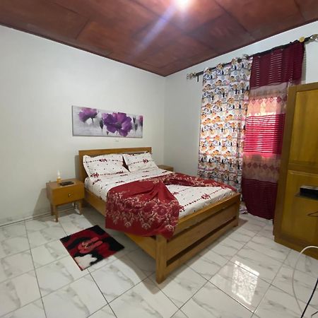 Ebé Apparts Meubles-Base Militaire Simbock מראה חיצוני תמונה